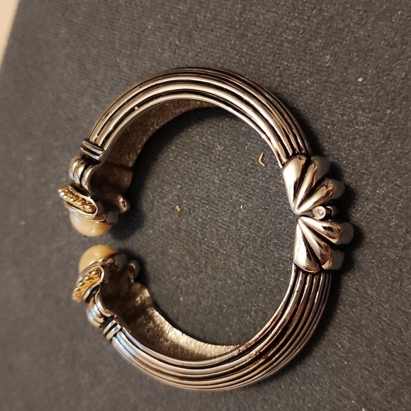 VNTG Cable Hinge Bracelet - Picture 2 of 3